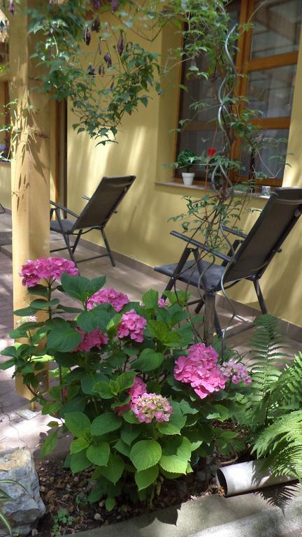Oazis Apartman Erlau Exterior foto